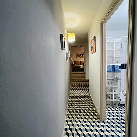 Casa Sagasta 3 *