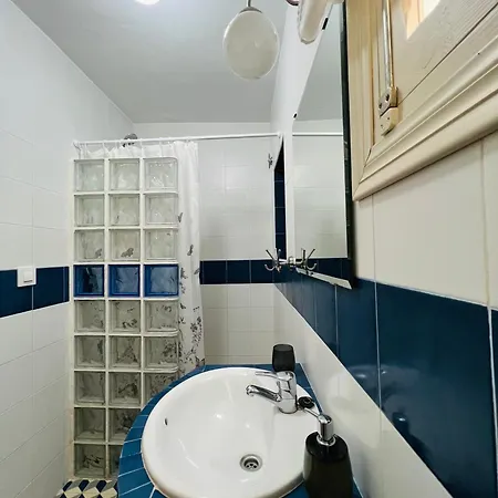 Casa Sagasta 3 *