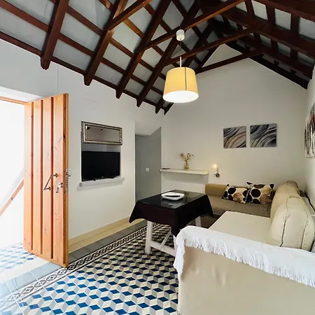 Casa Sagasta 3 *